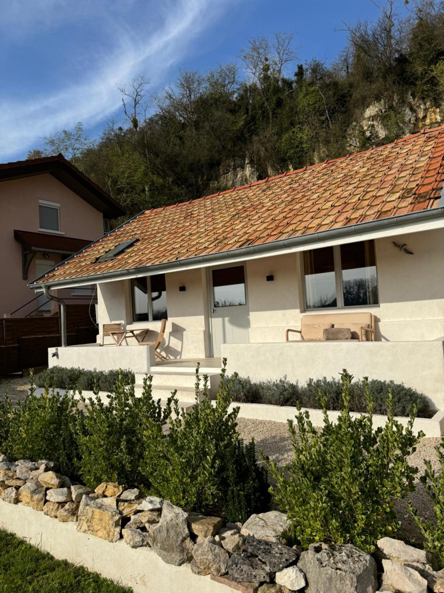 Maison Au Bord De L'Eau Les Roches Rochefort-sur-Nenon Eksteriør bilde